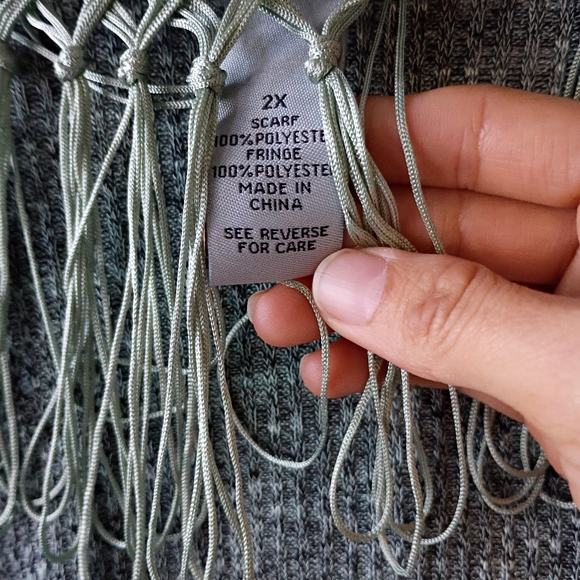 Catherines Women's Plus Size Impossibly Soft Tunic & Scarf Duet 2X - Picture 11 of 15